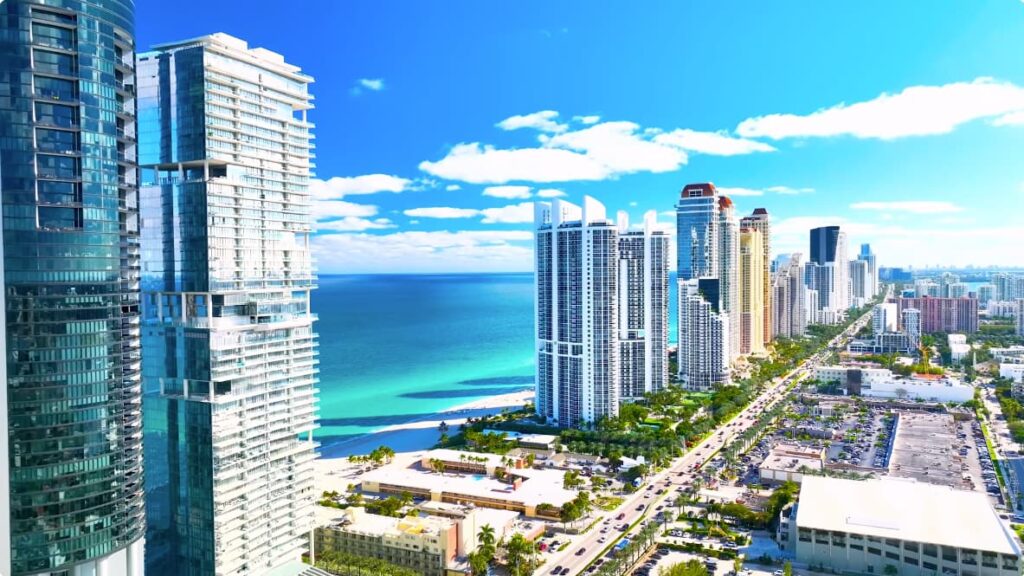 Un volo su Miami: il cuore pulsante della Florida