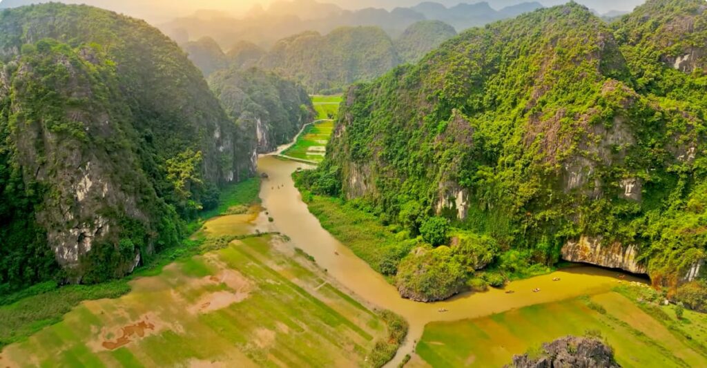 Vietnam dall&rsquo;alto: un viaggio aereo da sogno