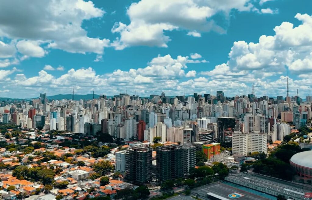 San Paolo dal cielo: un viaggio aereo nella metropoli brasiliana